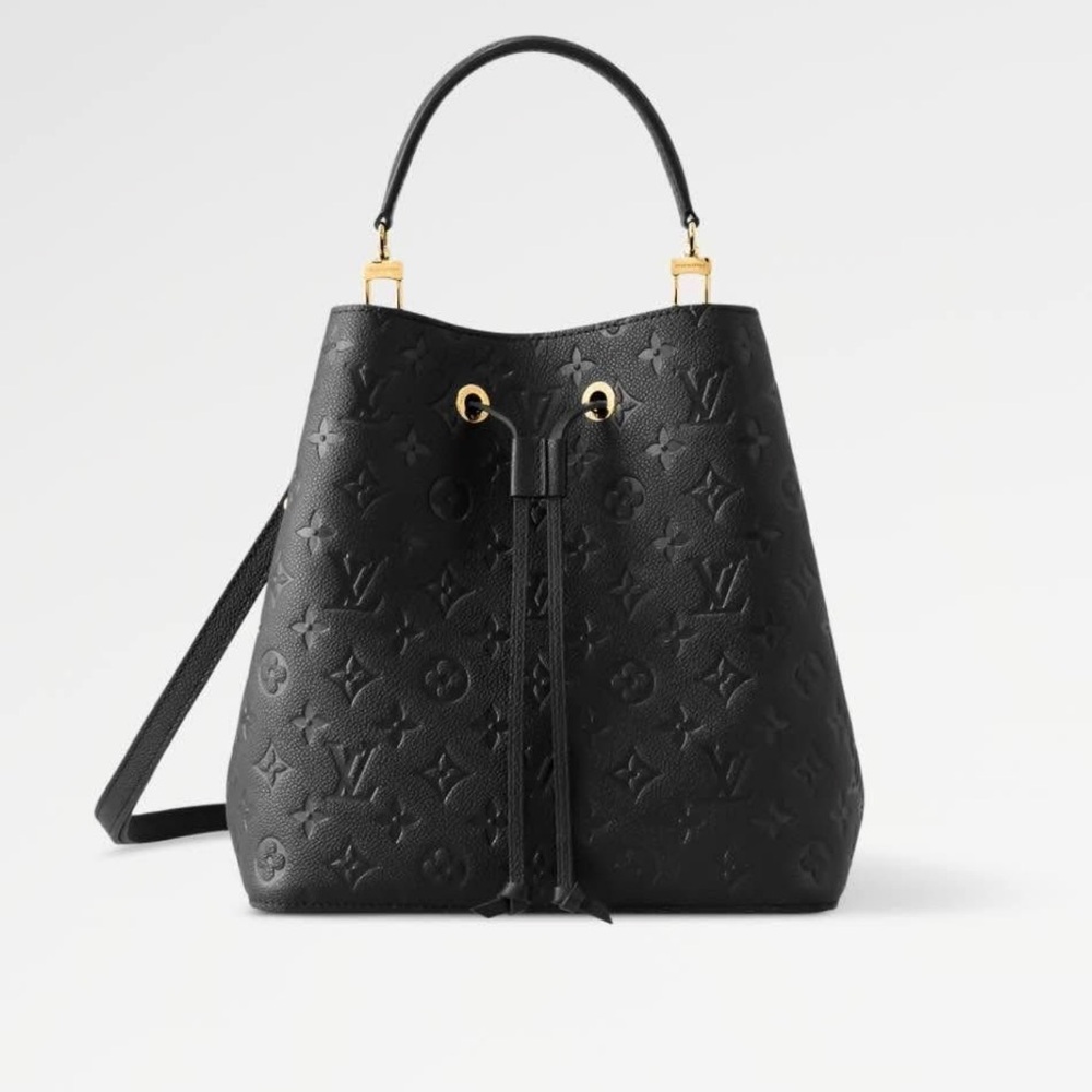 Authentic NeoNoe MM Louis Vuitton handbag